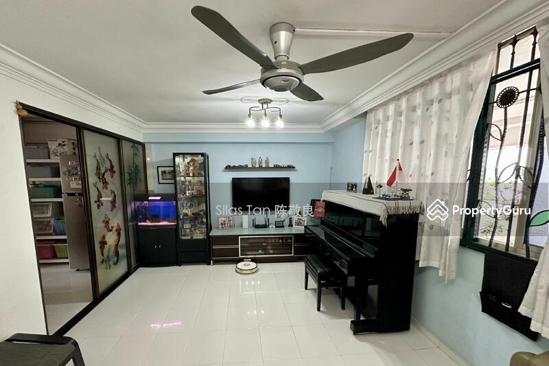 HDB Flat for Sale, 755 Yishun Street 72, SGD 548,000 | 99-year lease