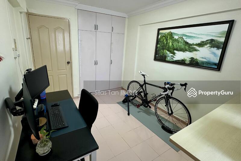 HDB Flat for Sale, 755 Yishun Street 72, SGD 548,000 | 99-year lease