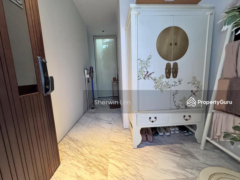 Cluster House for Sale: D18, 507945