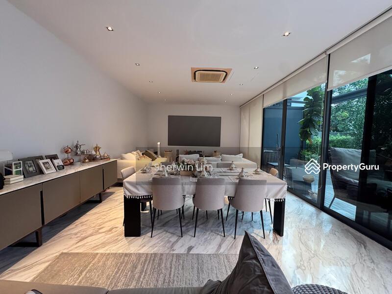 Cluster House for Sale: D18, 507945