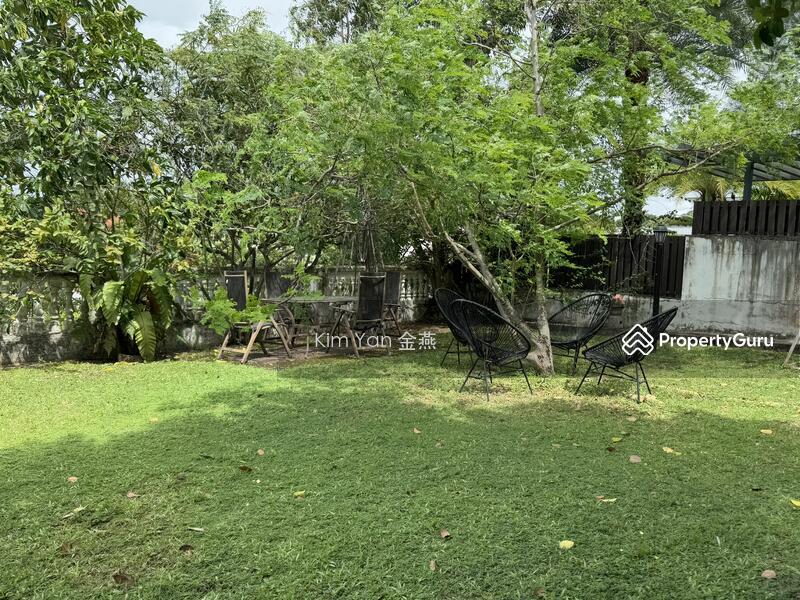 Bungalow for Sale: D17, 507811