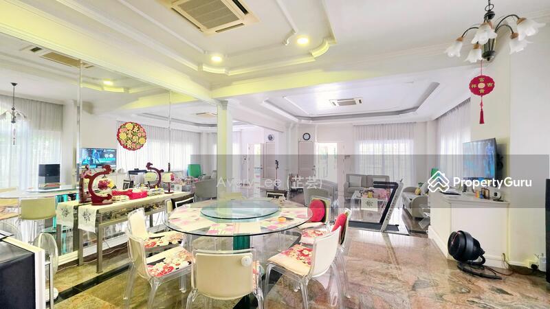 Prop-GPT: Semi-Detached: D19  D19 Serangoon Gardens semi detach