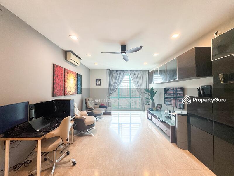 Prop-GPT: Condominium: D23  999 Yrs 3 Bedder High Floor No Extension! Short Walk to MRT!