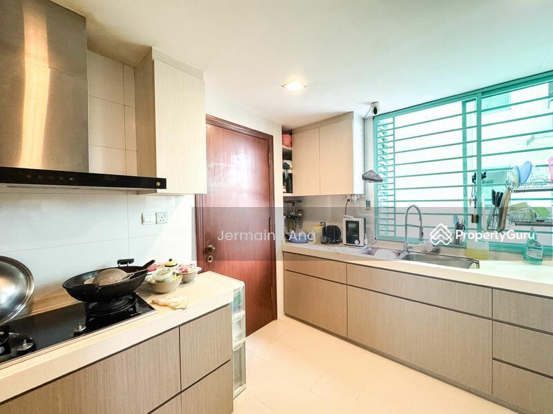 Condominium for Sale: D23, 677671
