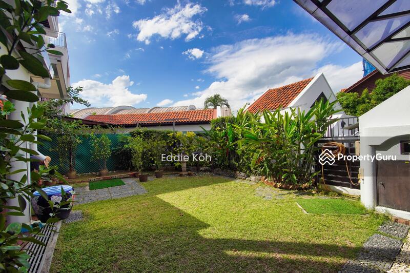 Semi-Detached for Sale, Peaceful Cul-De-Sac... High Terrain... Compellingly Priced!, SGD 8,500,000 | Freehold