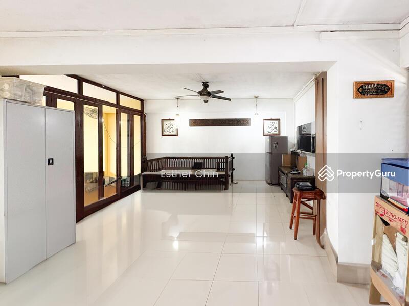 Prop-GPT: HDB Flat: D23  451 Fajar Road