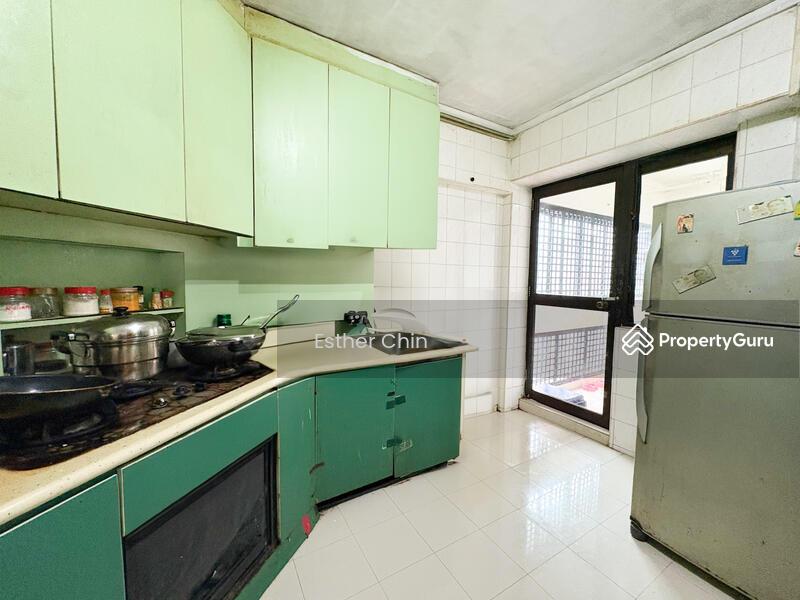 HDB Flat for Sale, 451 Fajar Road, SGD 820,000 | 99-year lease