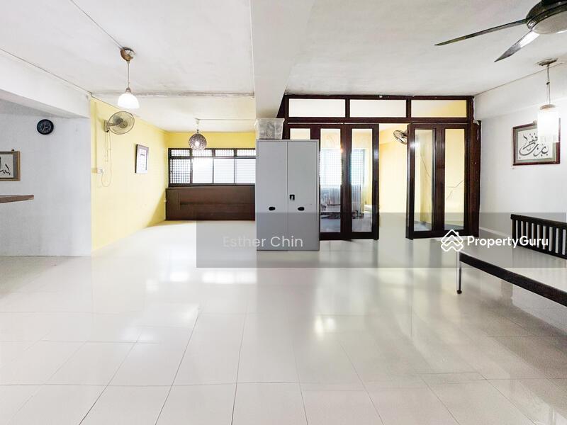HDB Flat for Sale, 451 Fajar Road, SGD 820,000 | 99-year lease