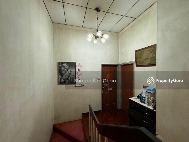 Terrace for Sale: D19, 548572