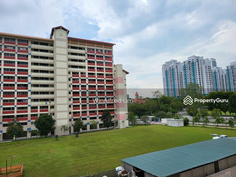 Prop-GPT: HDB Flat: D20  212 Bishan Street 23