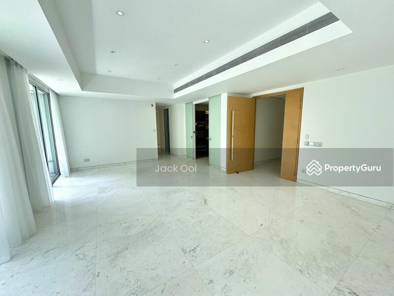 Prop-GPT: Apartment: D10  St. Regis Residences Singapore