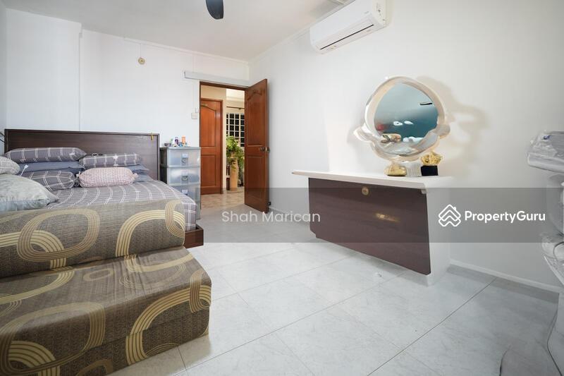 HDB Flat for Sale, 270 Yishun Street 22, SGD 565,000 | 99-year lease
