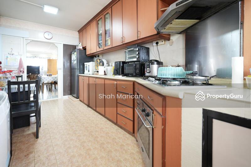 HDB Flat for Sale, 270 Yishun Street 22, SGD 565,000 | 99-year lease