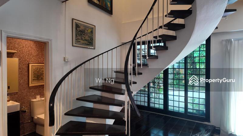 Bungalow for Sale: D10, 268400