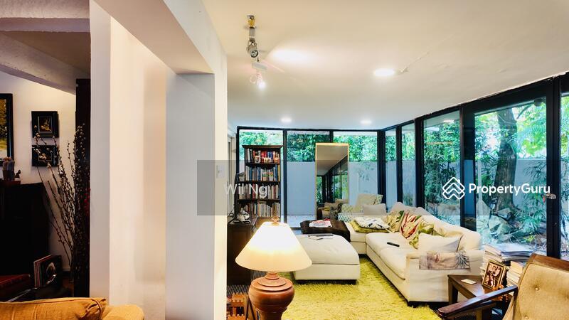 Bungalow for Sale: D10, 268400