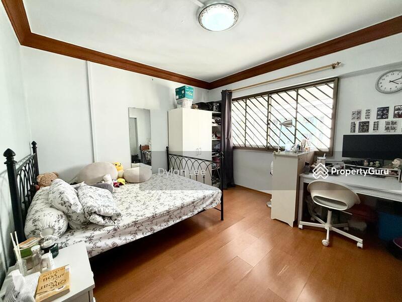 HDB Flat for Sale, 326 Yishun Ring Road, SGD 988,000 | 99-year lease