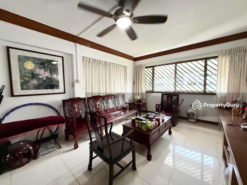 HDB Flat for Sale, 326 Yishun Ring Road, SGD 988,000 | 99-year lease