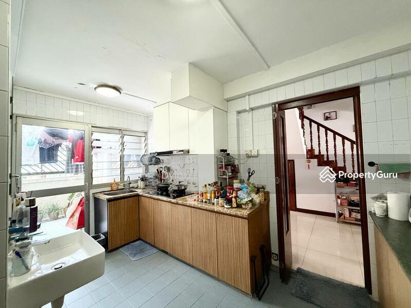 HDB Flat for Sale, 326 Yishun Ring Road, SGD 988,000 | 99-year lease