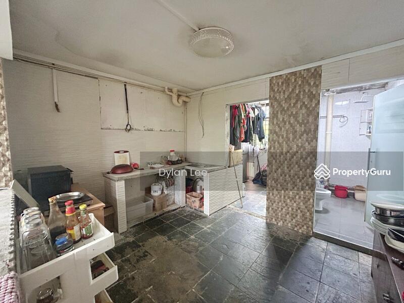 Prop-GPT: HDB Flat: D19  922 Hougang Street 91