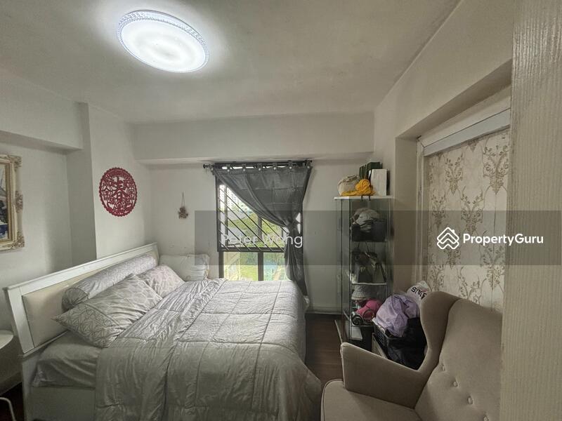 HDB Flat for Sale: D19, 542299