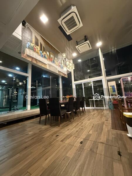 Prop-GPT: Bungalow: D21  Sunset Way
