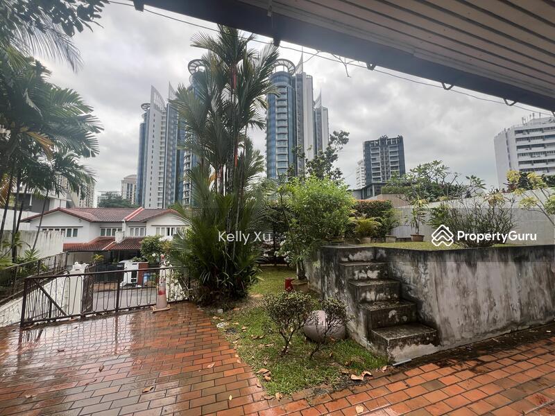 Semi-Detached for Sale: D09, 249263