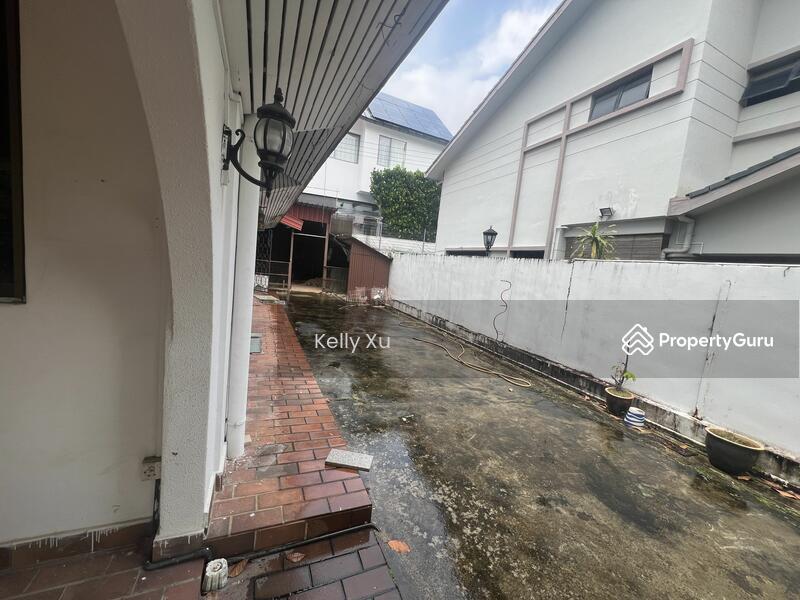 Semi-Detached for Sale: D09, 249263
