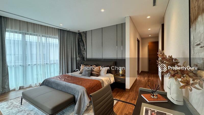 Corner Terrace for Sale: D11, 308055