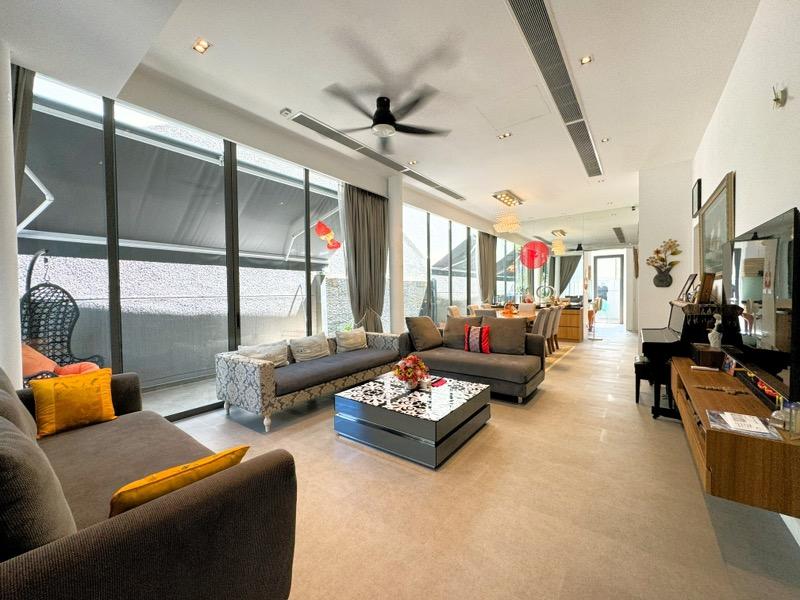 Prop-GPT: Semi-Detached: D19 Serangoon Garden Serangoon Garden
