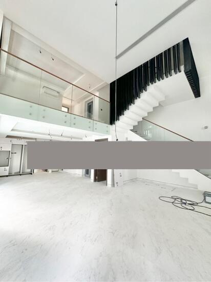 Prop-GPT: Semi-Detached: D15  Brand New House! off Goodman Road