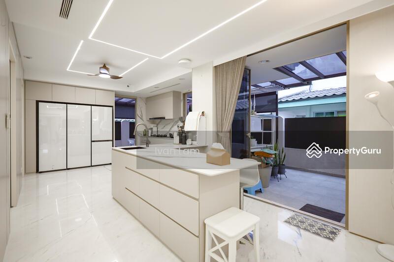 Terrace for Sale: D28, 806000