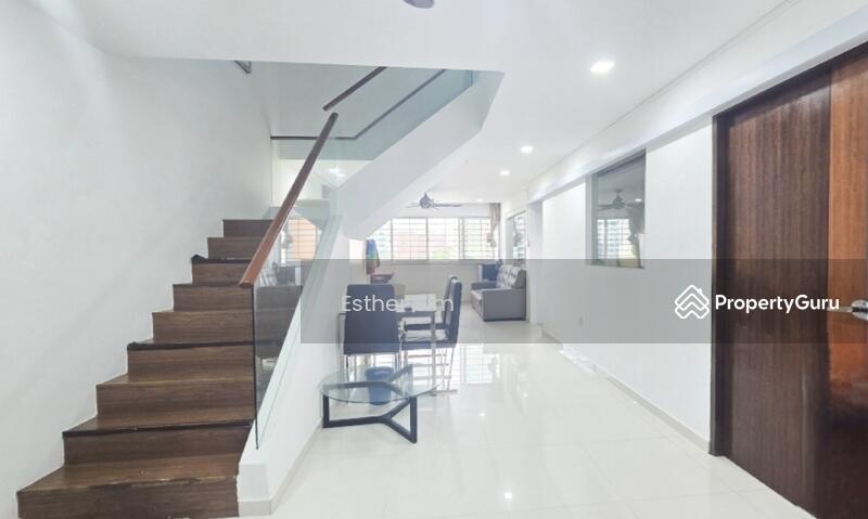 Prop-GPT: HDB Flat: D18  863 Tampines Street 83