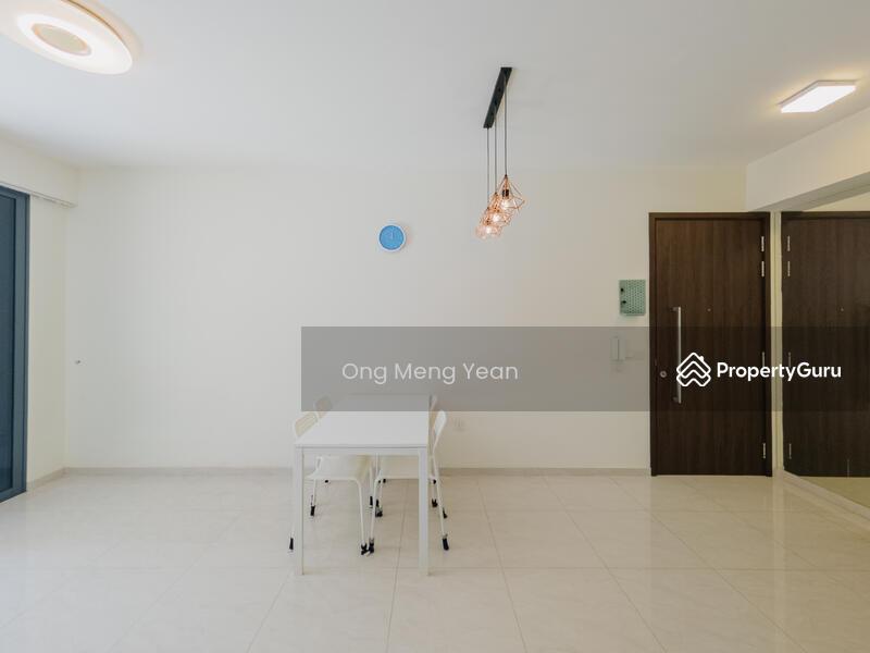 Prop-GPT: Executive Condominium: D27 Yishun Signature At Yishun