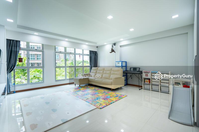 HDB Flat for Sale: D27, 753126