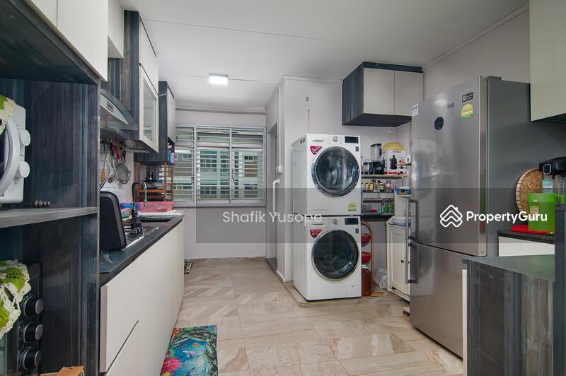 HDB Flat for Sale, 412 Yishun Ring Road, SGD 580,000 | 99-year lease