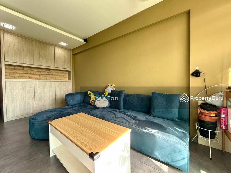 HDB Flat for Sale, 443 Yishun Avenue 11, SGD 640,000 | 99-year lease