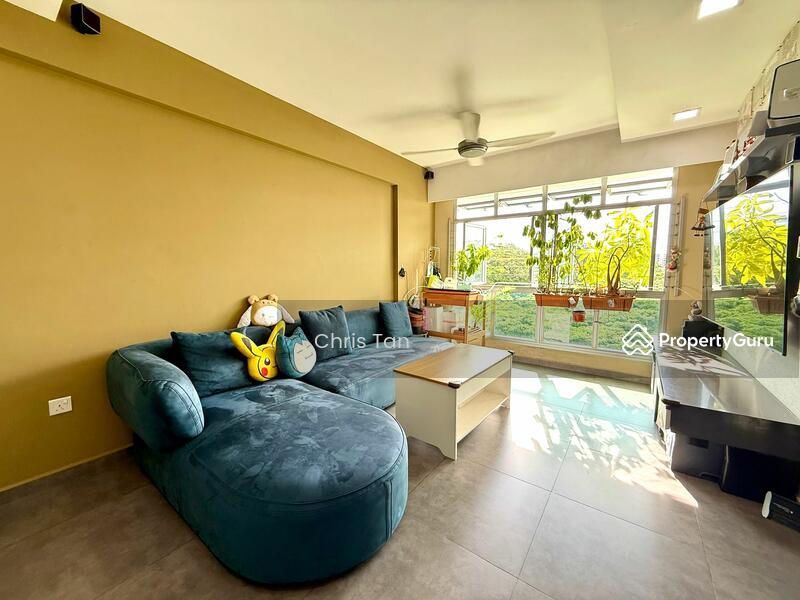 HDB Flat for Sale, 443 Yishun Avenue 11, SGD 640,000 | 99-year lease