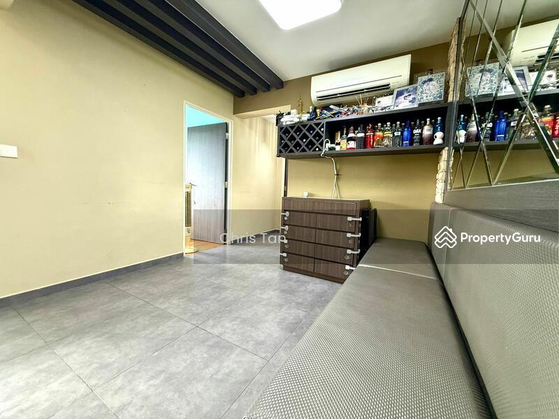 HDB Flat for Sale, 443 Yishun Avenue 11, SGD 640,000 | 99-year lease
