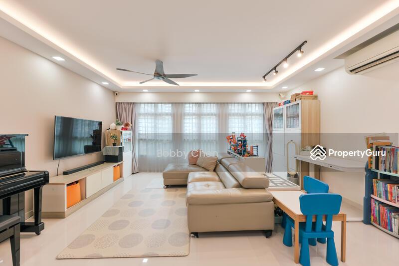 HDB Flat for Sale: D27, 752108