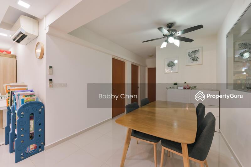 HDB Flat for Sale: D27, 752108