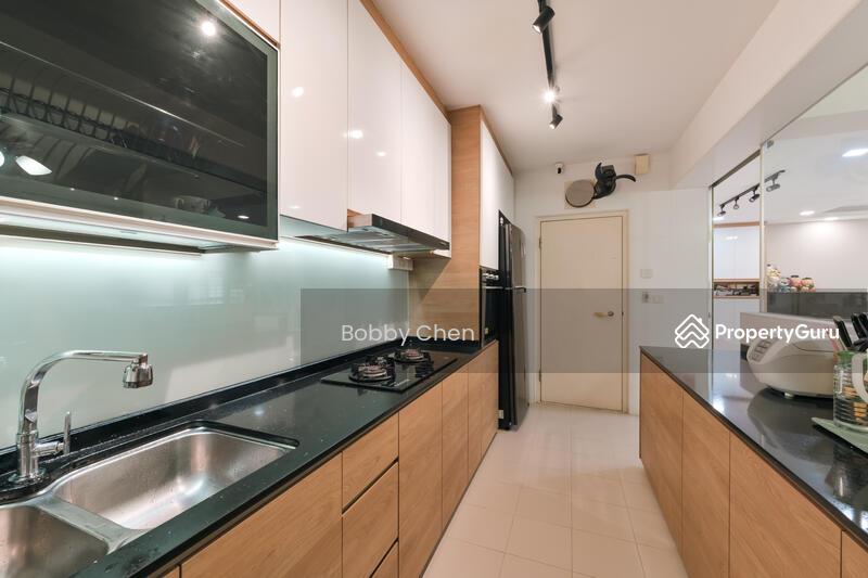 HDB Flat for Sale: D27, 752108
