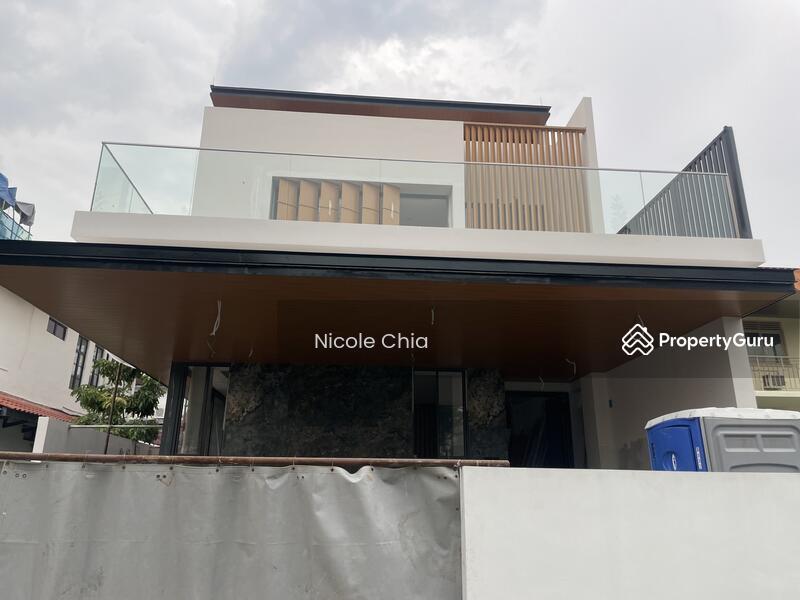 Prop-GPT: Semi-Detached: D28  Seletar Hills Estate