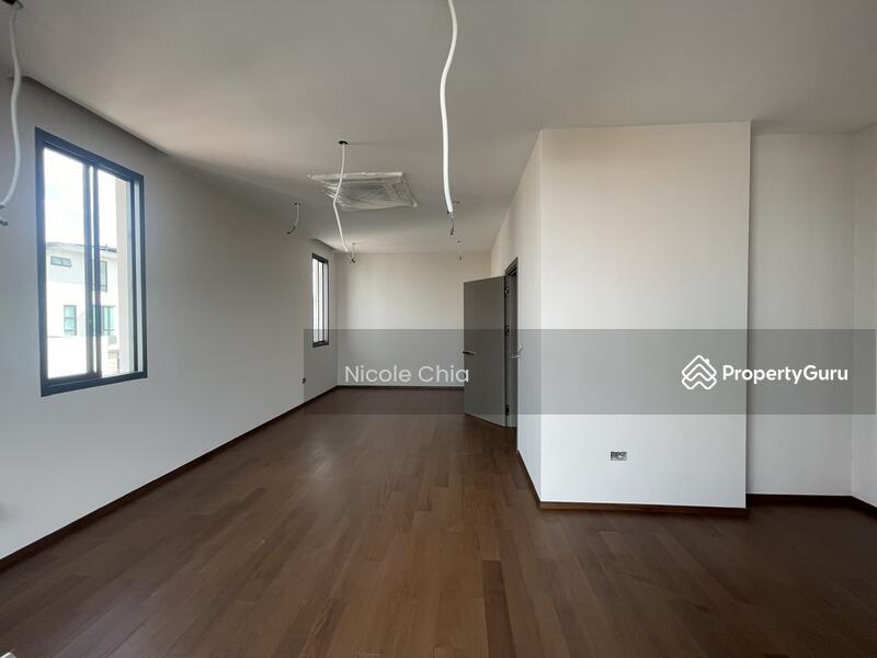 Semi-Detached for Sale: D28, 809360