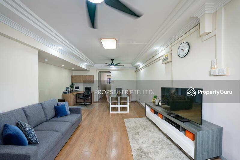 Prop-GPT: HDB Flat: D20 Ang Mo Kio 559 Ang Mo Kio Avenue 10