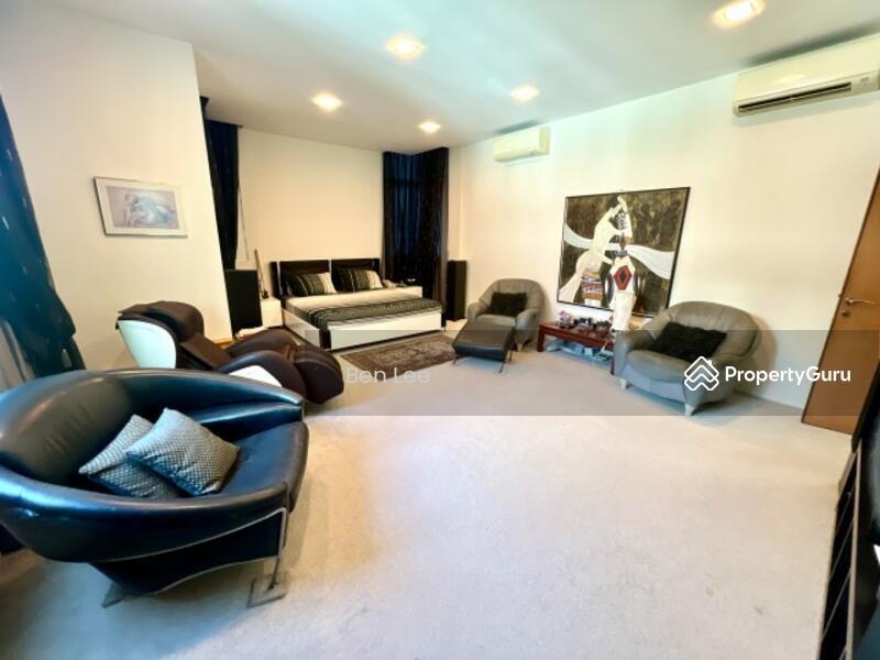 Bungalow - Good Class for Sale: D10, 249579