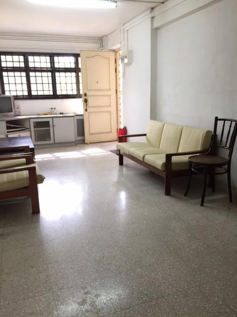 Prop-GPT: HDB Apartment: D12  75 Whampoa Drive