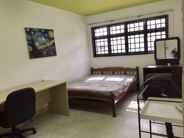 HDB Apartment for Sale, 75 Whampoa Drive HDB Apartment For Sale, $420,000, 2 Bed 1 Bath 818 sqft $513.00 psf, SGD 420,000 | 99-year Leasehold