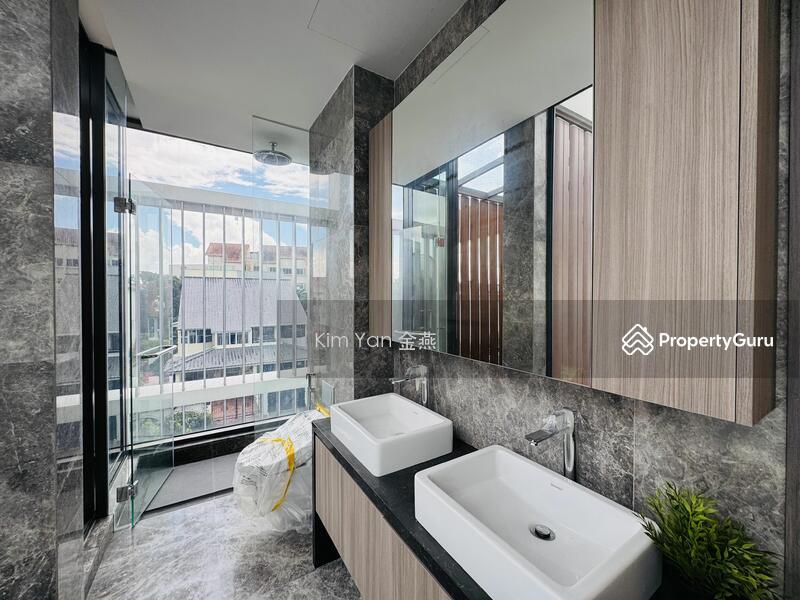Semi-Detached for Sale: D16, 469920