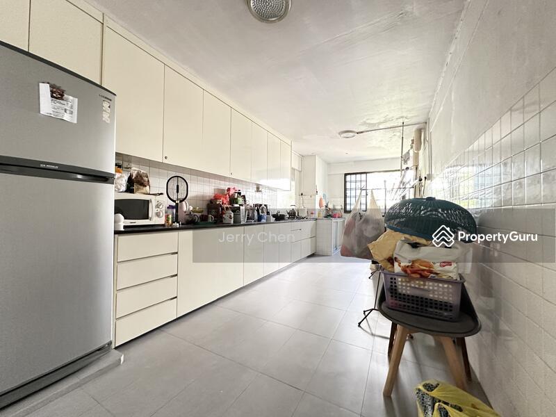 HDB Flat for Sale, 428 Bedok North Road, SGD 560,000 | 99-year lease