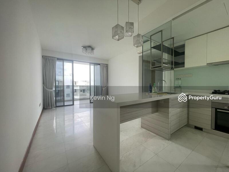 Condominium for Sale, The Shore Residences, SGD 1,950,000 | 103-year lease
